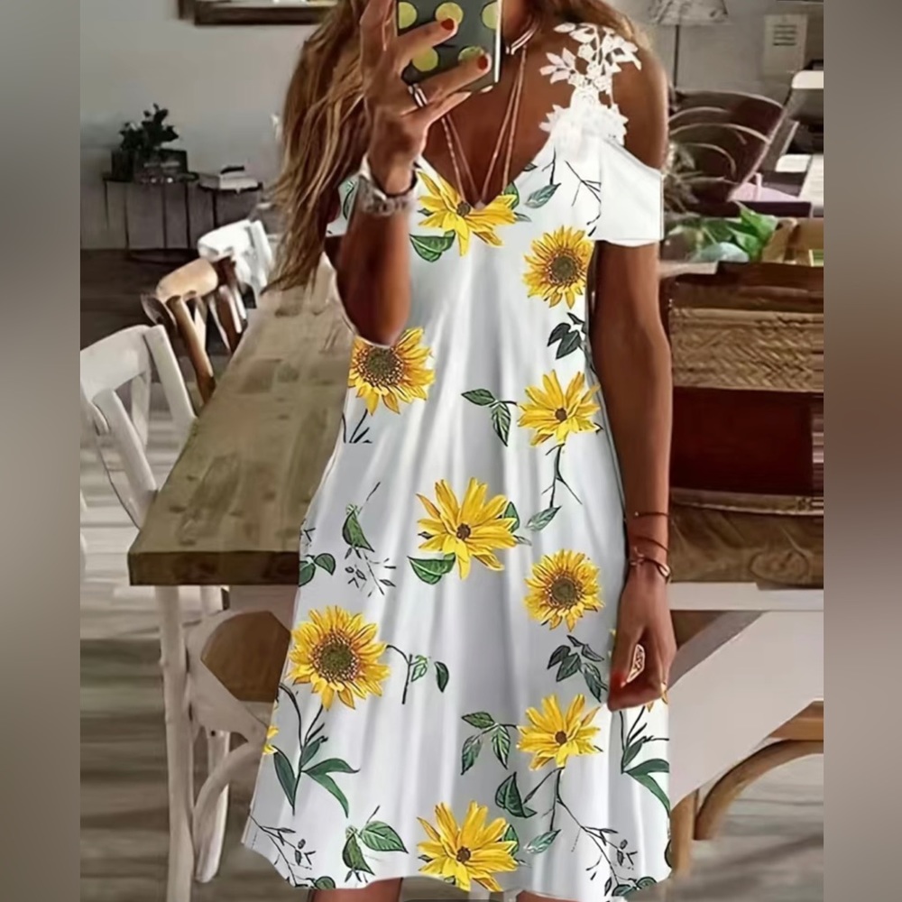 CLEARANCE NWOT Sunflower Print Cold Shoulder Dress, Casual V Neck Lace Shoulders
